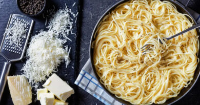 Cacio e pepe - Шпагети - Тестенини