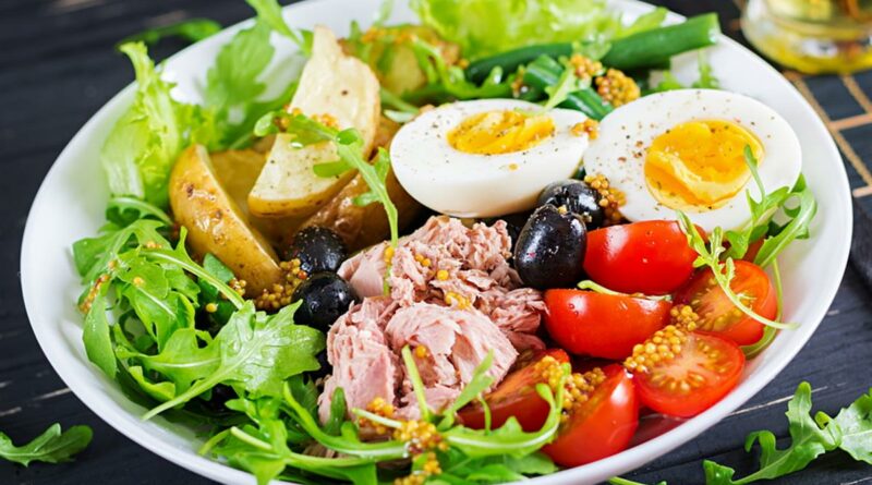 Salata-Niçoise-recept-podgotovka-Salad