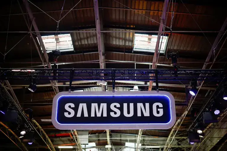 samsung-logo-lighting-banner-samsun-logo-svetlechka-reklama