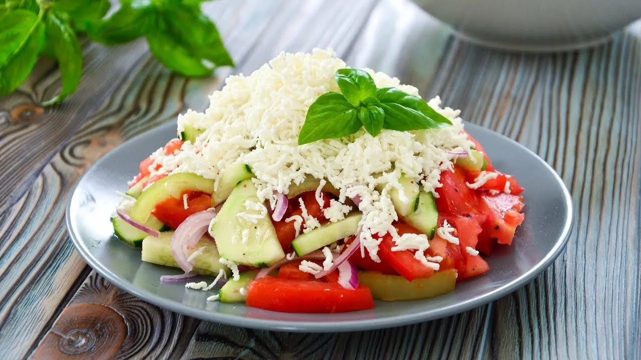 Traditional-Macedonian-Shopska-Salad-Традиционална-Македонска-Шопска-Салата