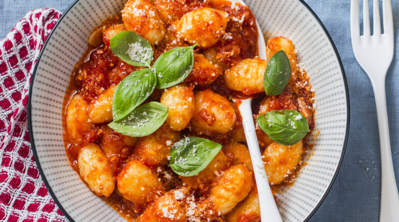 Њоки-во-сос-од-Домати-и-Пармезан-Гноки-gnocchi