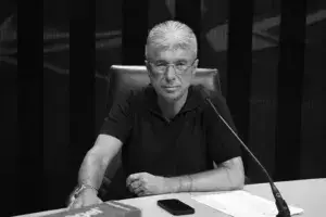 Почина Саша Поповиќ: Борбата со рак на желудникот заврши трагично