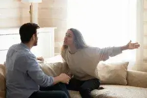 Овие знаци покажуваат дека вашата љубовна врска умира