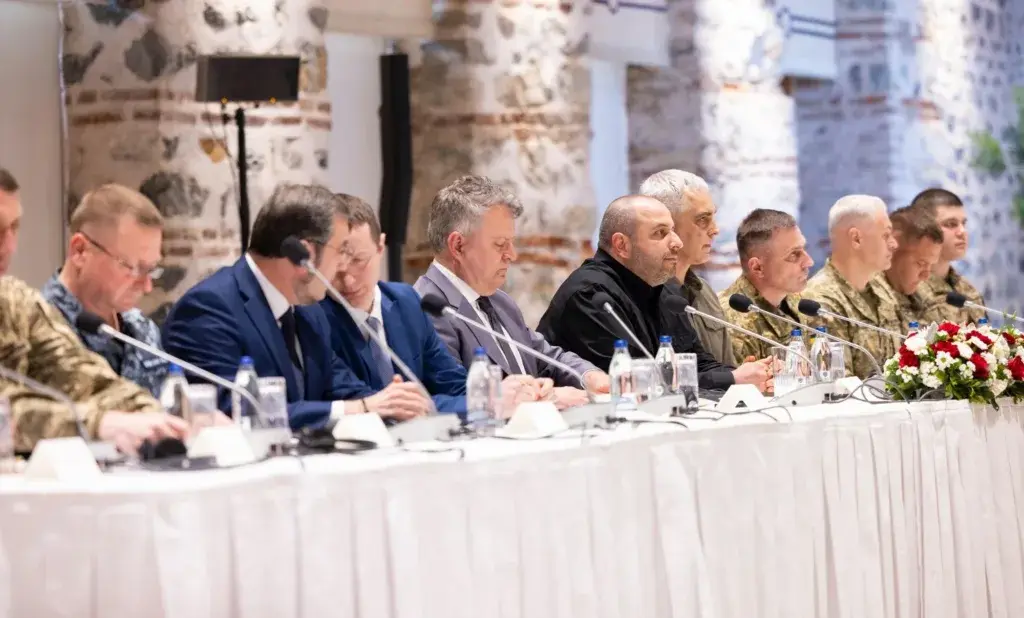 Украина открива три барања од Русија за мир