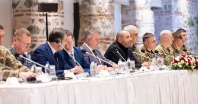 Мировен-договор-Украина-Русија-Војна-2025-1