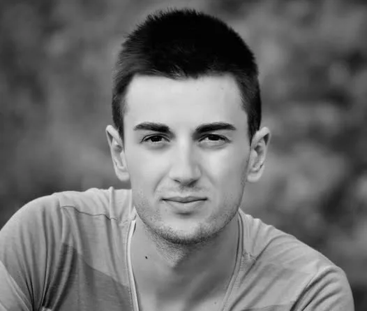Владимир Бурев