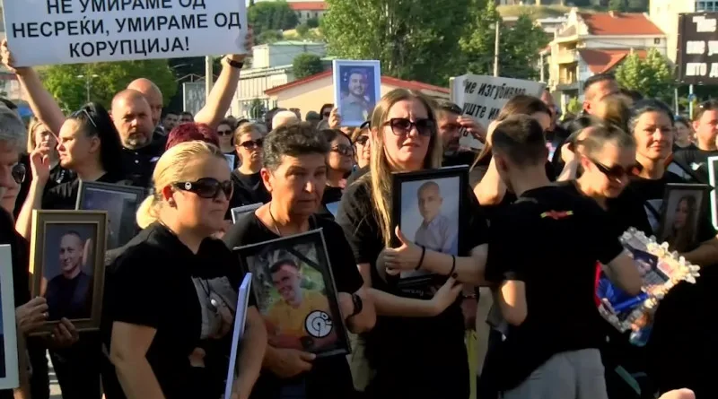Одредете си цена за вашите деца, Мицкоски на родителите од Кочани.