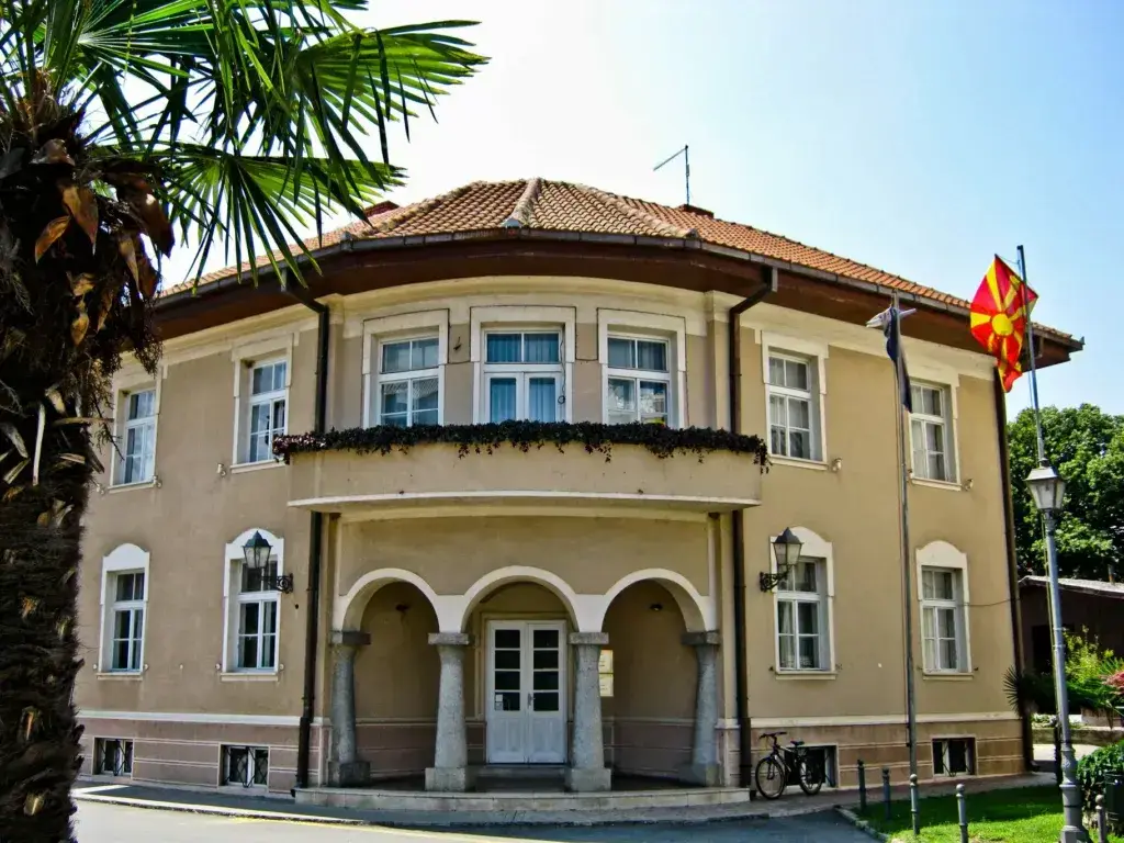 Гевгелија град на сонцето, историјата и виното