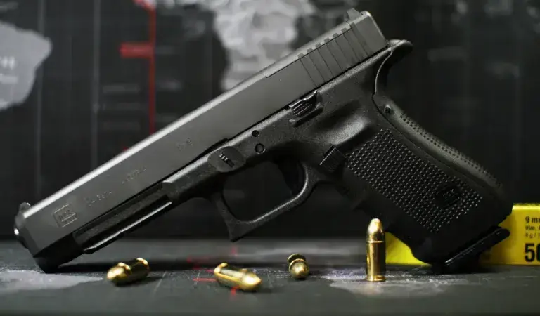 Оружје - Пиштол марка Глок и муниција / куршуми