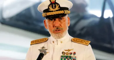 Адмиралот Џузепе Каво Драгоне претседател на Воениот комитет на НАТО