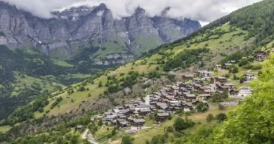 албиен село во швајцарија