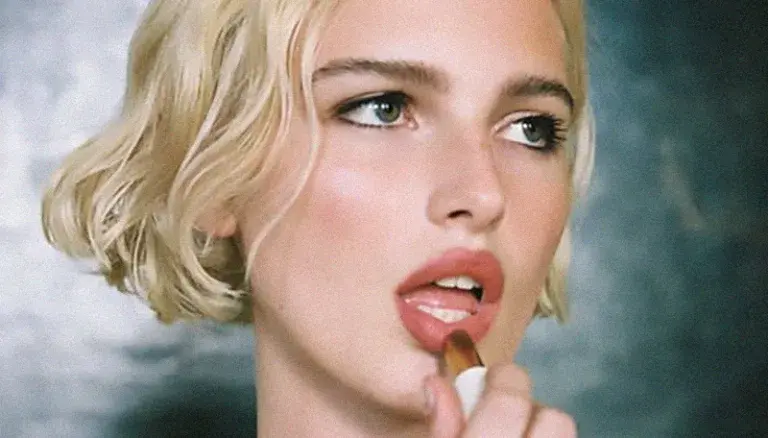 Балсам за усни violette fr фрамцуска шминка bisou balm