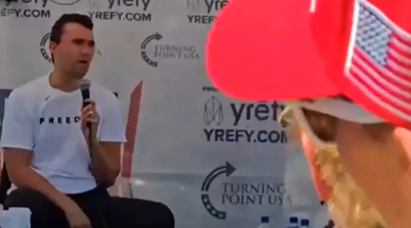 Чарли Кирк charlie kirk секунди пред смрт screenshot photo од видео превземено од x