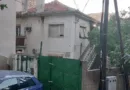 семејната куќа на девојката и местото каде беше убиен нејзниот татко