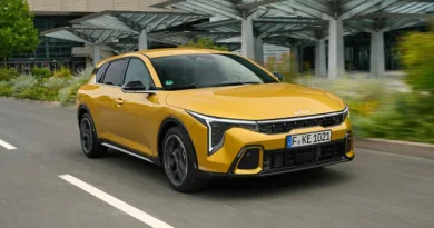 Kia k4 жолта боја новиот киа автомобил