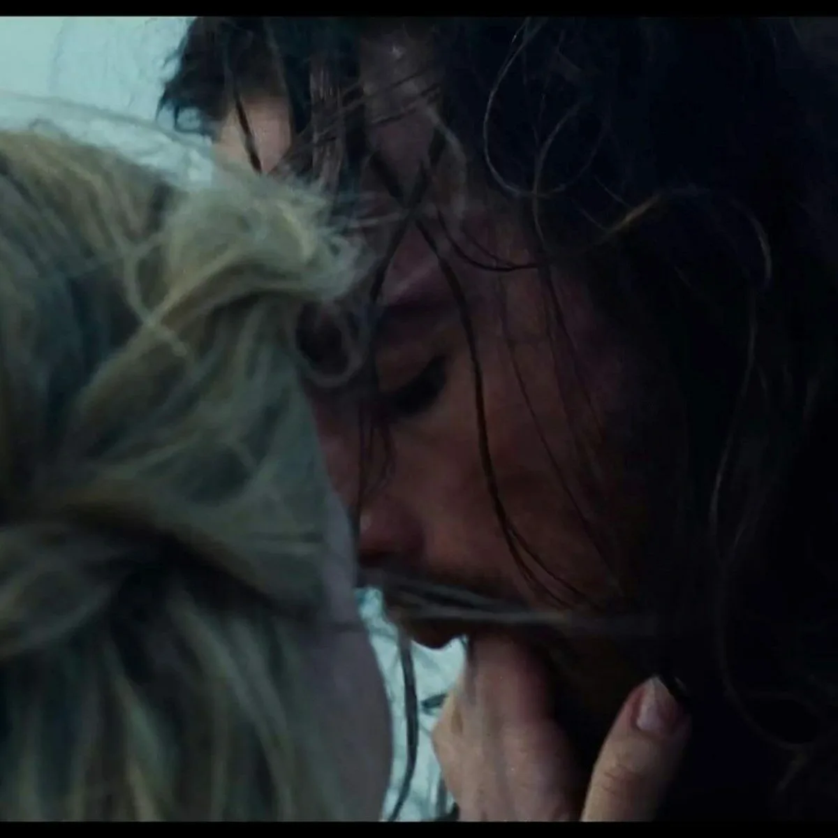 Margot robbie in wuthering heights with jacob elordi movie drama 1