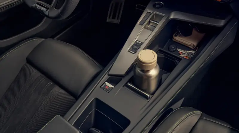 New peugeot 308 новиот=пежо 308 зелена боја 2025 година слика photo 15