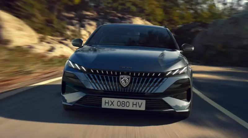 New peugeot 308 новиот=пежо 308 зелена боја 2025 година слика photo 5