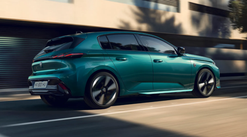 New peugeot 308 новиот=пежо 308 зелена боја 2025 година слика photo 8