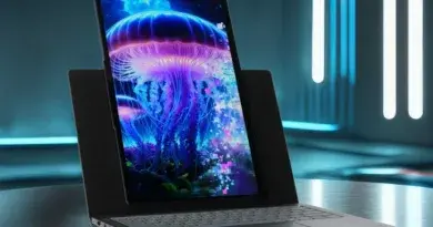 Новиот Леново Лаптоп со ротирачки монитор