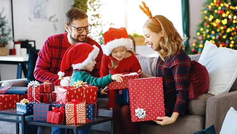 Семејство Подароци Нова Година Божиќ