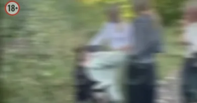 Видео малолетни девојки во Русија тепаат другарка