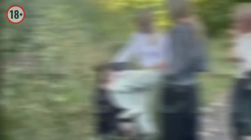 Видео малолетни девојки во Русија тепаат другарка