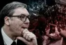 Вучиќ тепа луѓе и деца заедно со полицијата а народот сеуште на улица